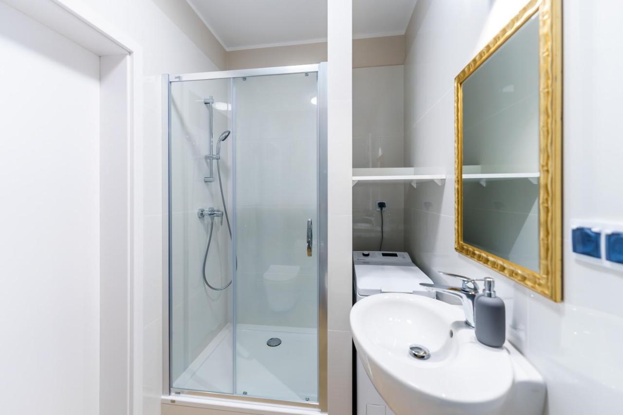 Apartament Kapitanski Z Widokiem Na Morze 4 Pietro - By Perlowa Przystan Rent Sianozety Bagian luar foto